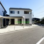 【鳥取市浜坂7丁目】築浅中古住宅（瑕疵担保保証付き物件）カーポート2台用あり